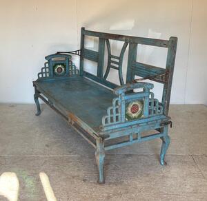 Banc de Jardin Art Deco en bois peint et ceramique vers 1930 