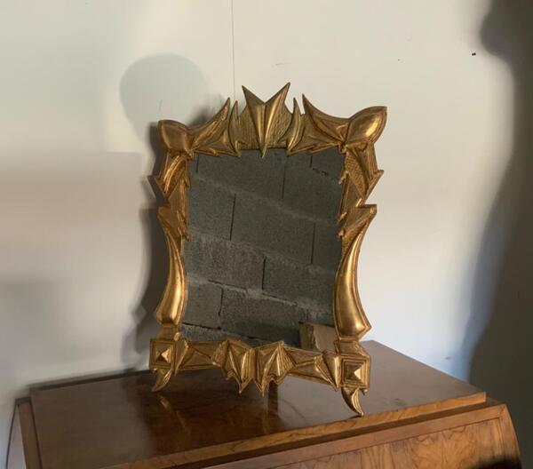 « Cubisme Tchèque » important miroir de table en bois doré vers 1910 