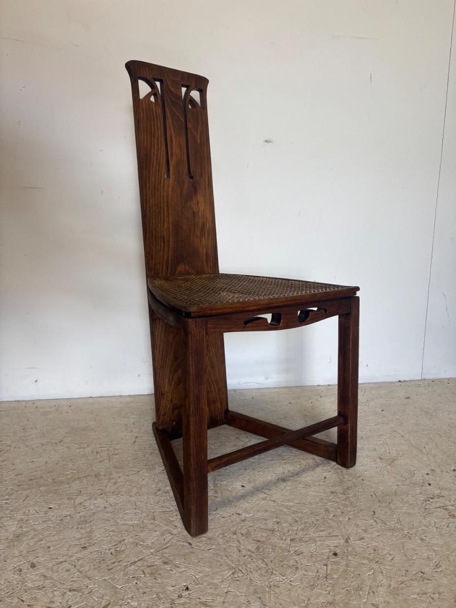 Fauteuils Arts and Crafts travail europeen vers 1910 