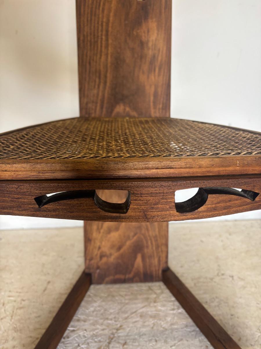 Fauteuils Arts and Crafts travail europeen vers 1910 
