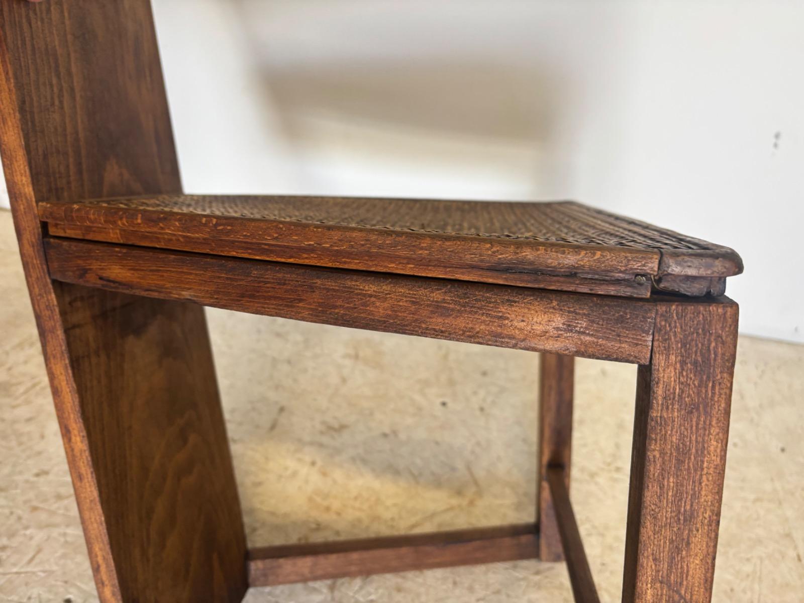 Fauteuils Arts and Crafts travail europeen vers 1910 