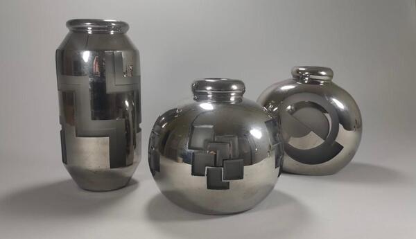 Jean Luce ( 1895 - 1945 ) exceptionnelle groupe de vases en verre argentés et gravés a l’acide circa 1930 