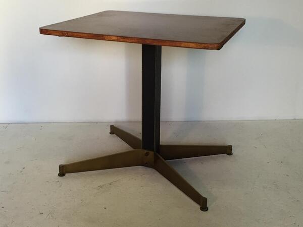 Mathieu Mategot ( 1910 - 2001 ) table d’appoint en cuir cousu laiton et bois vers 1960