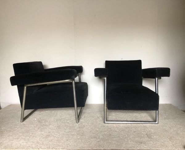 Rene Drouin ( 1905 - 1979 ) paire de fauteuils « confortables » modernistes circa 1935 