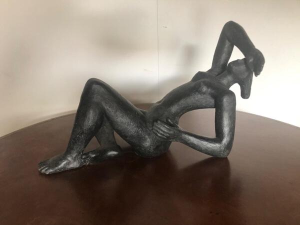 Sculpture Art Deco  noire vers 1940 . Travail anonyme piece unique