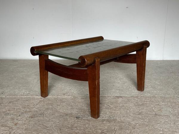 Travail Francais . Table basse en chene et dalle de verre St Gobain vers 1940