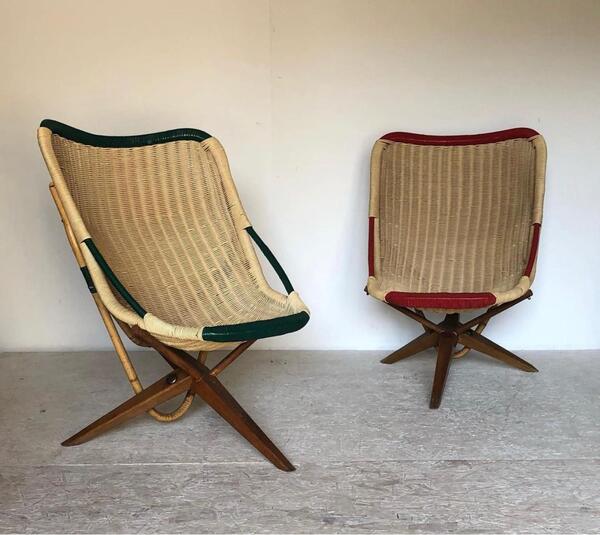 Travail français paire de fauteuils «  chistera » en rotin et bois circa 1960 