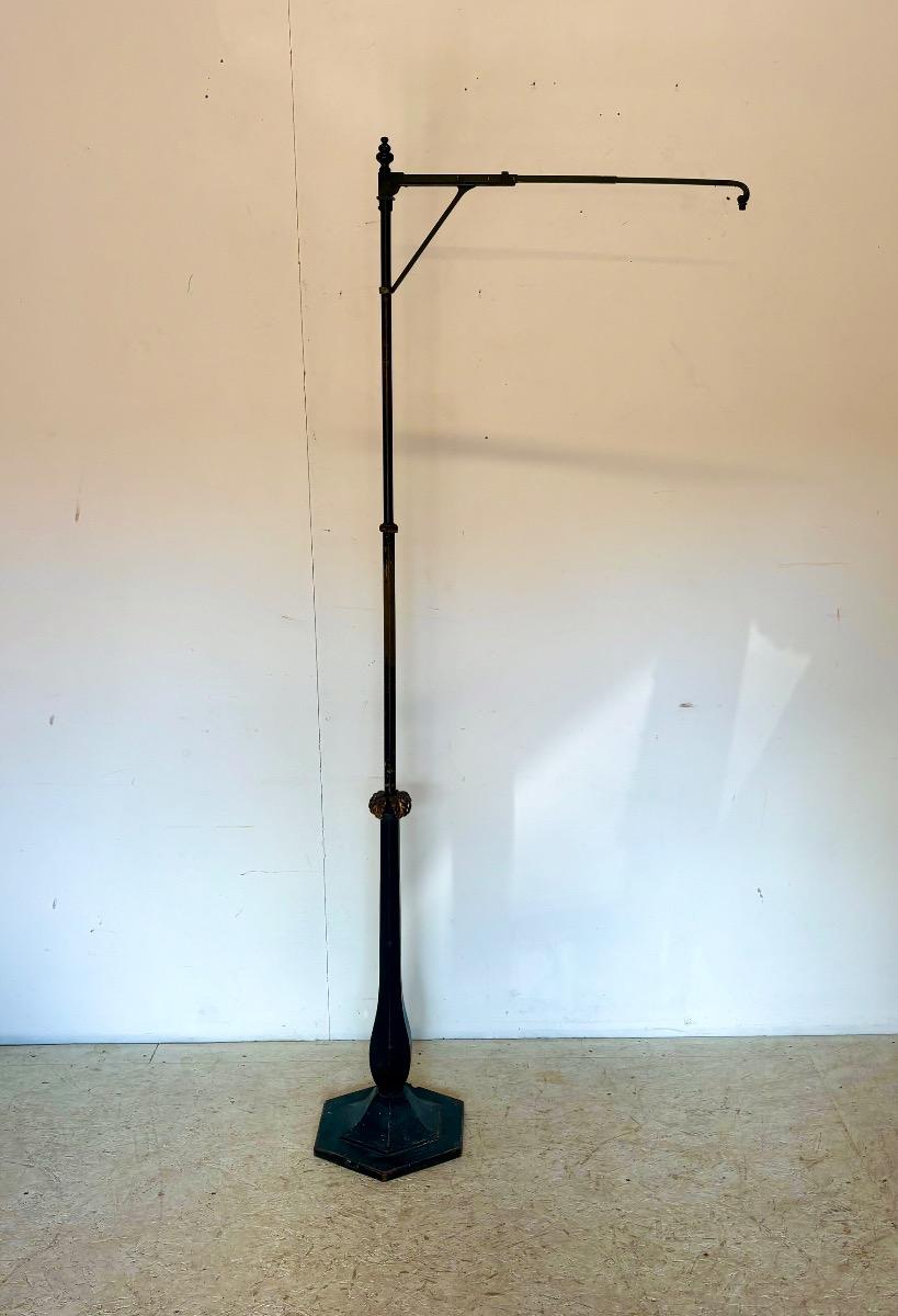 Travail Francais vers 1940 lampadaire ajustable 
