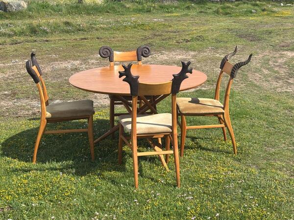 Valerie Dementhon edition Nord Sud table de salle a manger et 4 chaises 